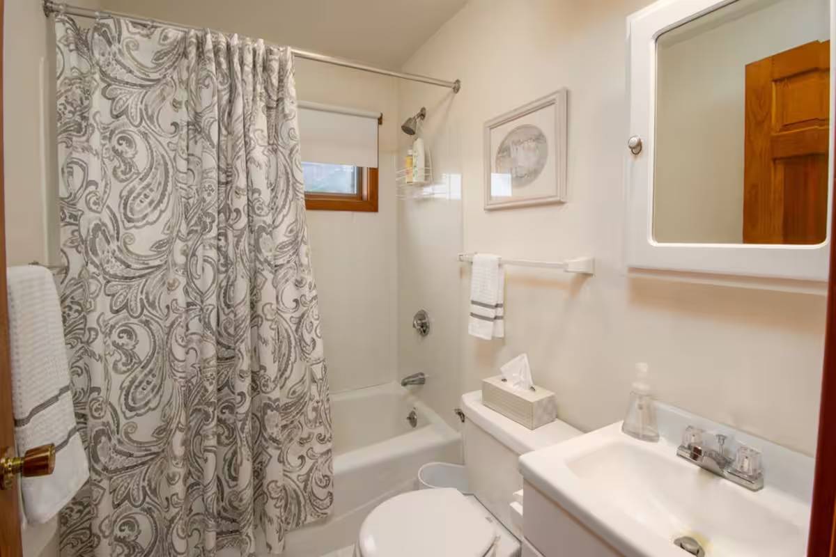 Property B Bathroom 2