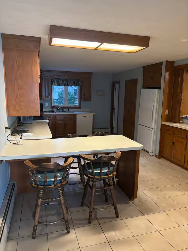 Property B Kitchen 4